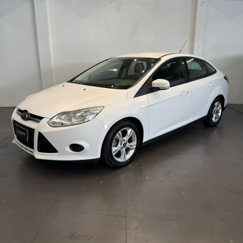 focus 2.0 s sedan 16v flex 4p automatico 2014 caxias do sul
