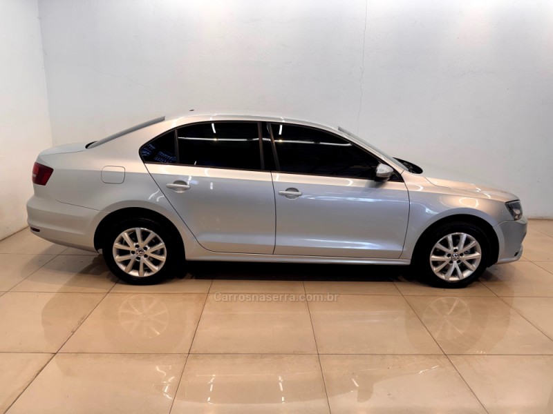 JETTA 1.4 16V TSI TRENDLINE GASOLINA 4P TIPTRONIC - 2016 - CASCA