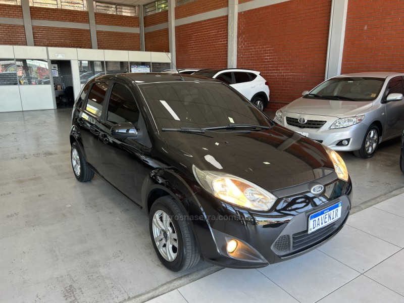 fiesta 1.6 se hatch 16v flex 4p manual 2013 taquara