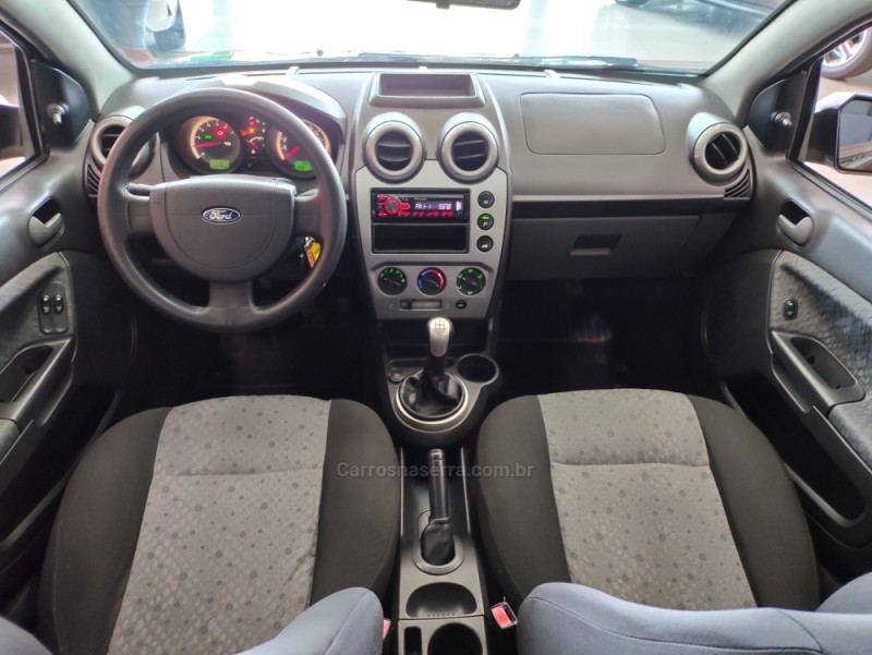 FIESTA 1.6 ROCAM HATCH 8V FLEX 4P MANUAL - 2012 - TAQUARA