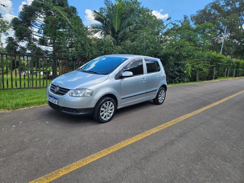 FOX 1.0 MI 8V FLEX 4P MANUAL - 2009 - VERANóPOLIS