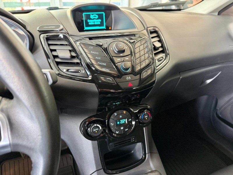 FIESTA 1.6 TITANIUM HATCH 16V FLEX 4P AUTOMÁTICO - 2014 - CAXIAS DO SUL