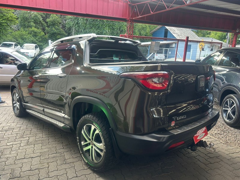 TORO 2.0 16V VOLCANO AT9 4X4 FLEX 4P AUTOMÁTICO - 2017 - TRêS COROAS