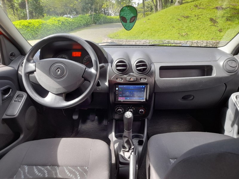 LOGAN 1.0 AUTHENTIQUE 16V FLEX 4P MANUAL - 2013 - FARROUPILHA