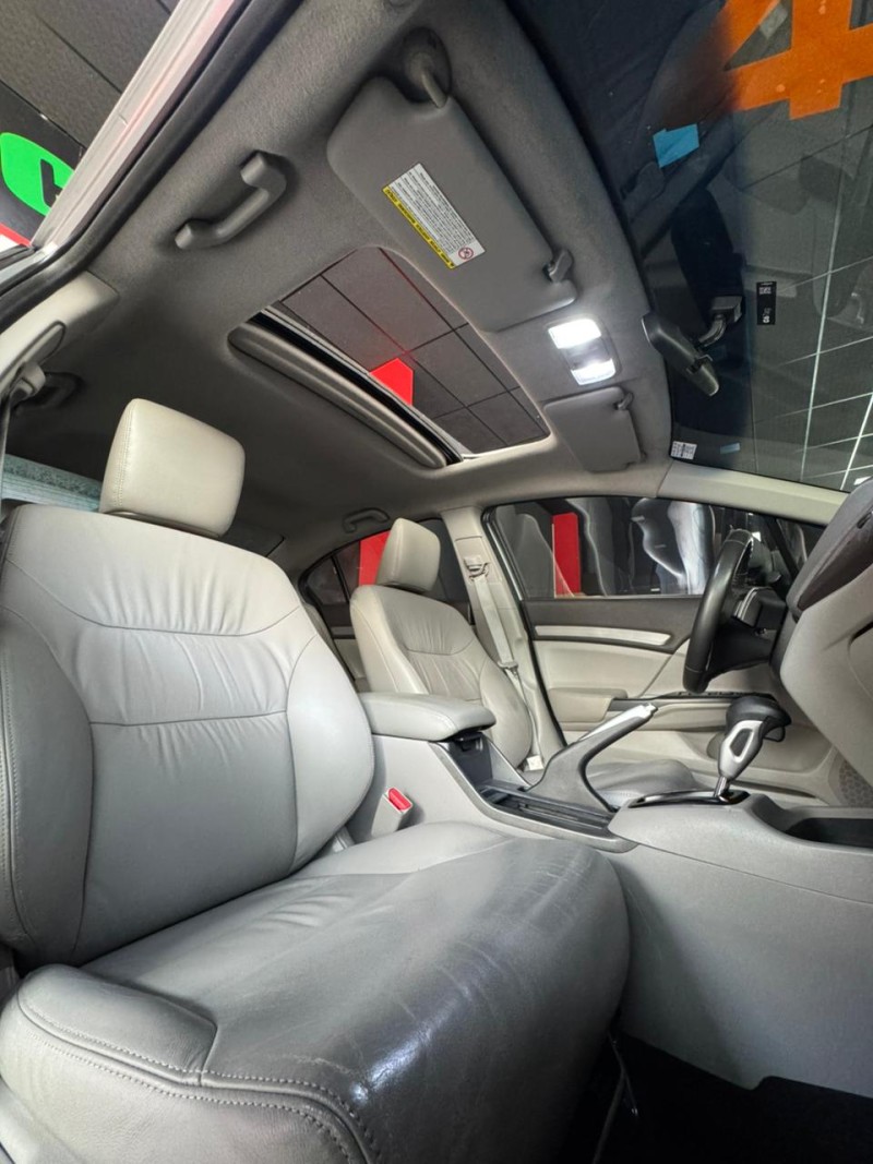 CIVIC 2.0 EXR 16V FLEX 4P AUTOMÁTICO - 2014 - SãO LEOPOLDO