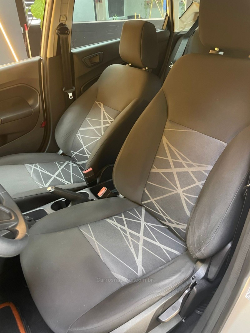 FIESTA 1.5 S HATCH 16V FLEX 4P MANUAL - 2015 - NOVO HAMBURGO