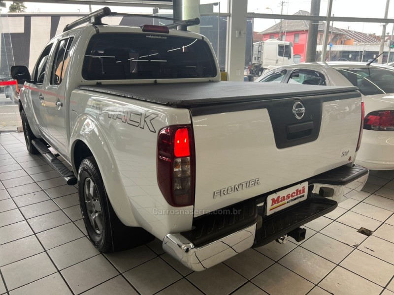 FRONTIER 2.5 SV ATTACK 4X4 CD TURBO ELETRONIC DIESEL 4P AUTOMÁTICO - 2016 - CAXIAS DO SUL