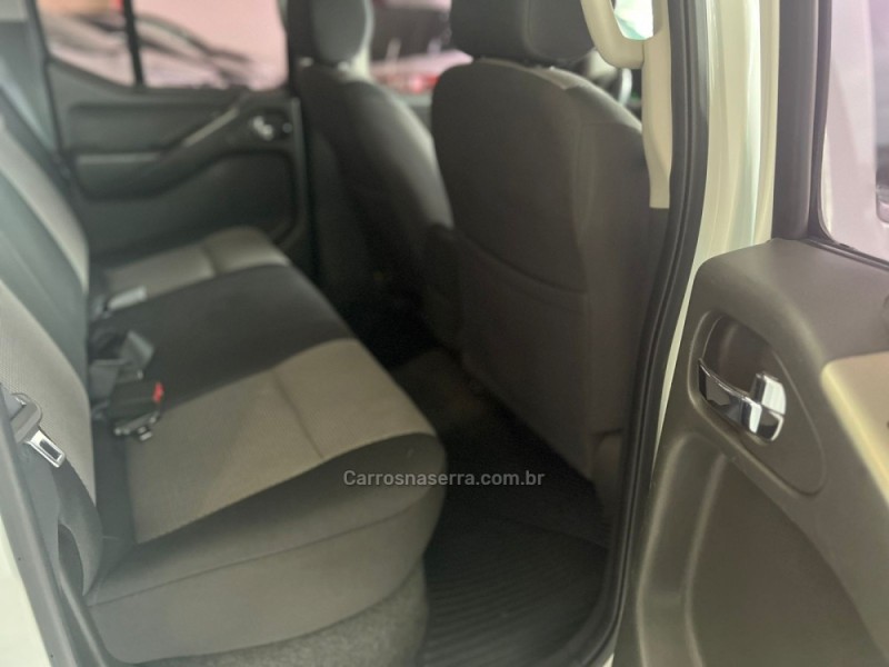 FRONTIER 2.5 SV ATTACK 4X4 CD TURBO ELETRONIC DIESEL 4P AUTOMÁTICO - 2016 - CAXIAS DO SUL