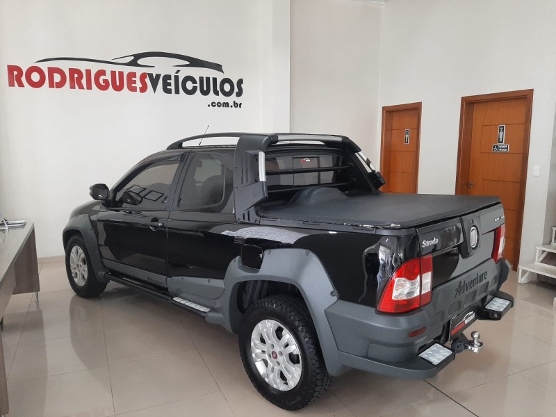 STRADA 1.8 MPI ADVENTURE LOCKER CD 16V FLEX 2P MANUAL - 2012 - CAXIAS DO SUL