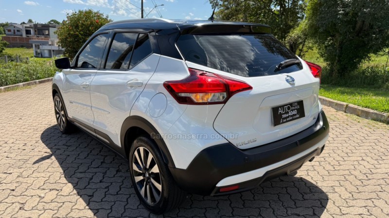 KICKS 1.6 16V FLEX SL 4P XTRONIC - 2017 - DOIS IRMãOS