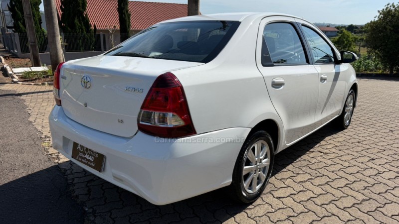 ETIOS 1.5 X PLUS SEDAN 16V FLEX 4P AUTOMÁTICO - 2019 - DOIS IRMãOS