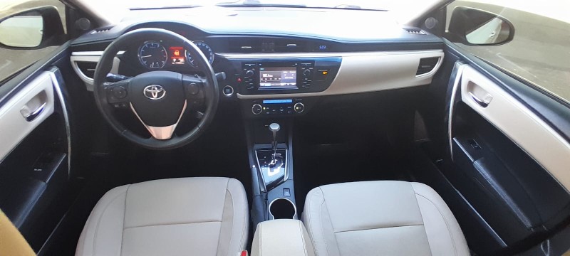 COROLLA 2.0 ALTIS PREMIUM 16V FLEX 4P AUTOMÁTICO - 2016 - ESTâNCIA VELHA