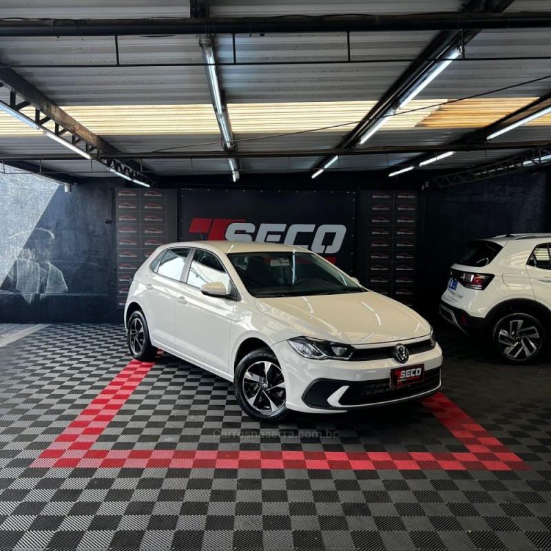POLO 1.0 200 TSI COMFORTLINE AUTOMÁTICO - 2025 - PASSO FUNDO