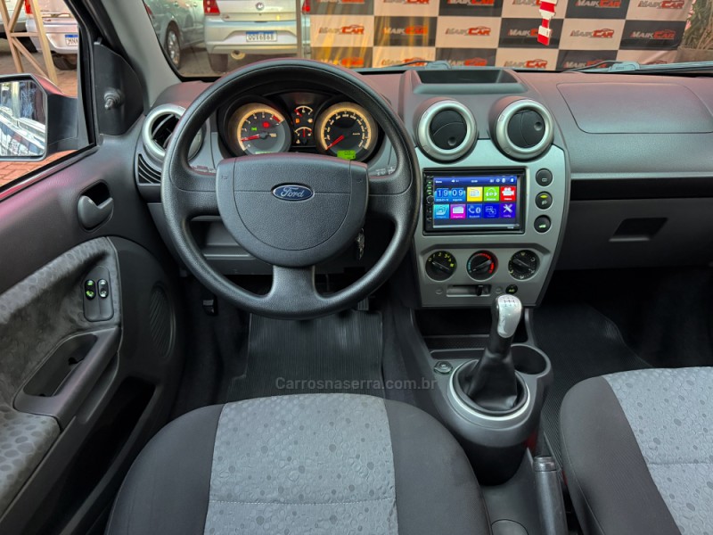 FIESTA 1.6 MPI CLASS 8V GASOLINA 4P MANUAL - 2011 - ESTâNCIA VELHA