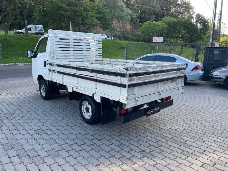 BONGO 2.5 K-2500 4X2 CS TURBO DIESEL 2P MANUAL - 2009 - CAXIAS DO SUL