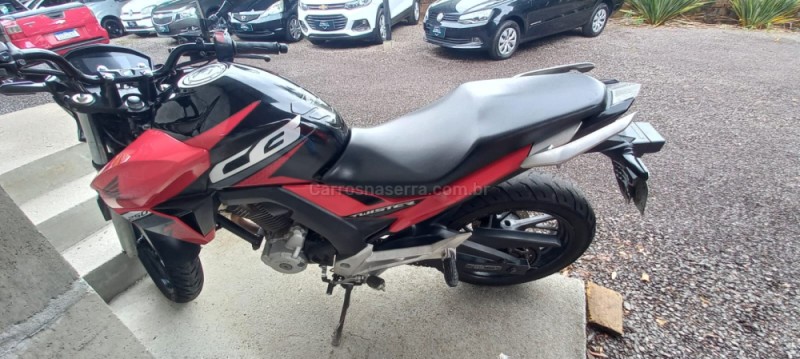 CB 250F TWISTER CBS - 2019 - PICADA CAFé