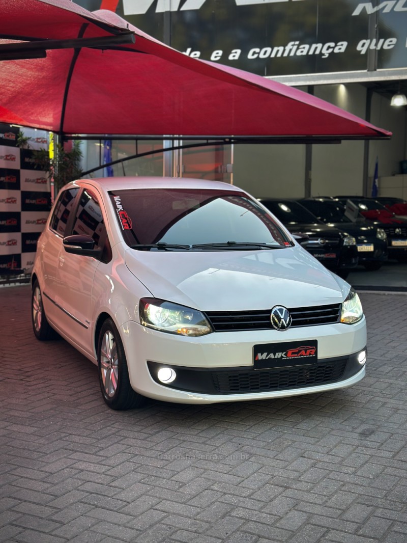 FOX 1.6 MI 8V FLEX 4P MANUAL - 2014 - ESTâNCIA VELHA
