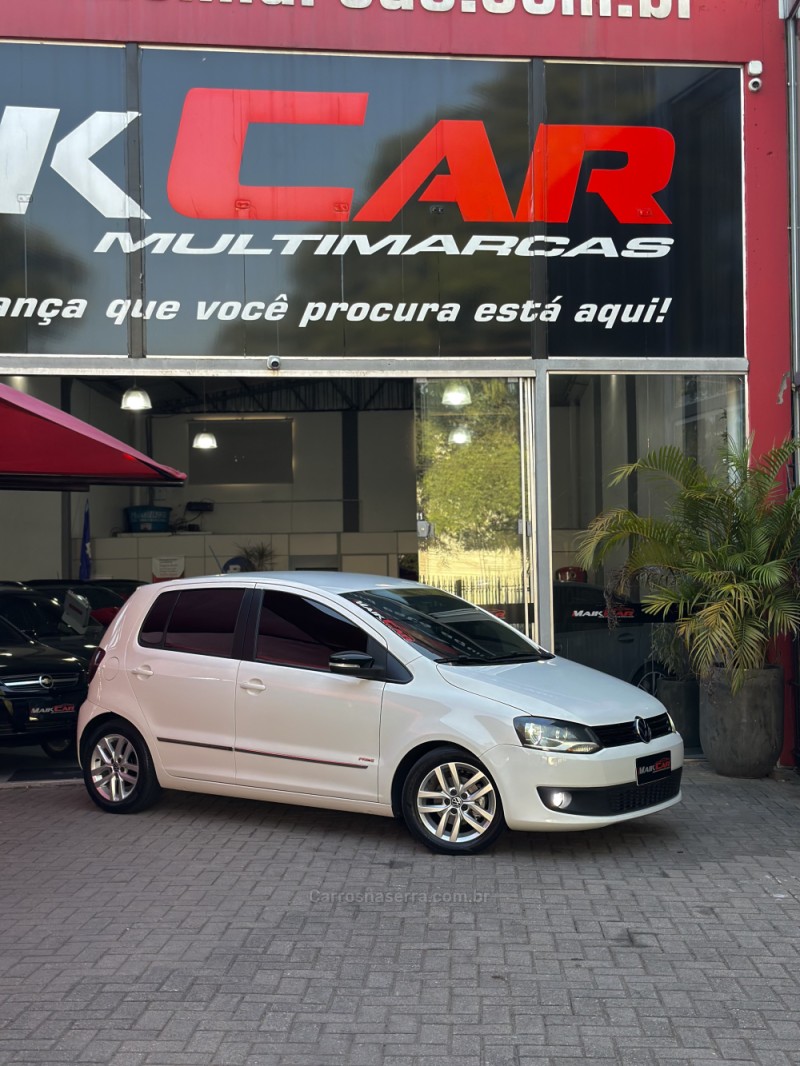 FOX 1.6 MI 8V FLEX 4P MANUAL - 2014 - ESTâNCIA VELHA