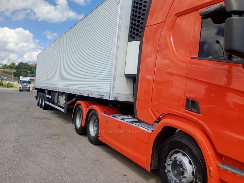 R-450 A6X2  - 2021 - FARROUPILHA