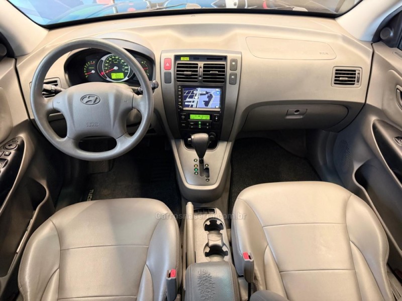 TUCSON 2.0 MPFI GL 16V 142CV 2WD GASOLINA 4P AUTOMÁTICO - 2017 - NOVO HAMBURGO