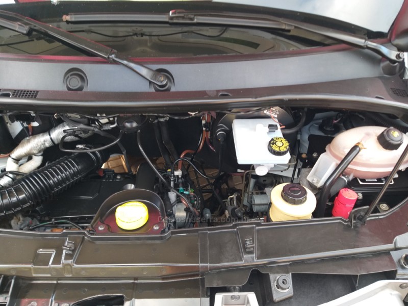 MASTER 2.3 DCI MINIBUS STANDARD L2H2 16 LUGARES 16V DIESEL 4P MANUAL - 2014 - CAXIAS DO SUL