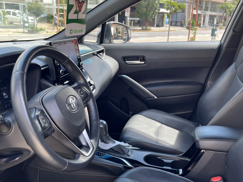 COROLLA 2.0 CROSS XRE 16V FLEX 4P AUTOMÁTICO - 2022 - CAXIAS DO SUL