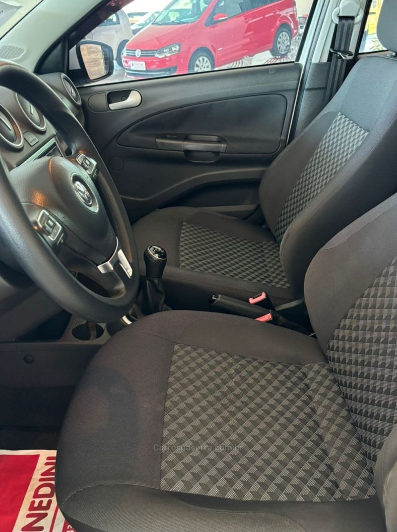 VOYAGE 1.0 MI COMFORTLINE 8V FLEX 4P MANUAL - 2015 - IGREJINHA