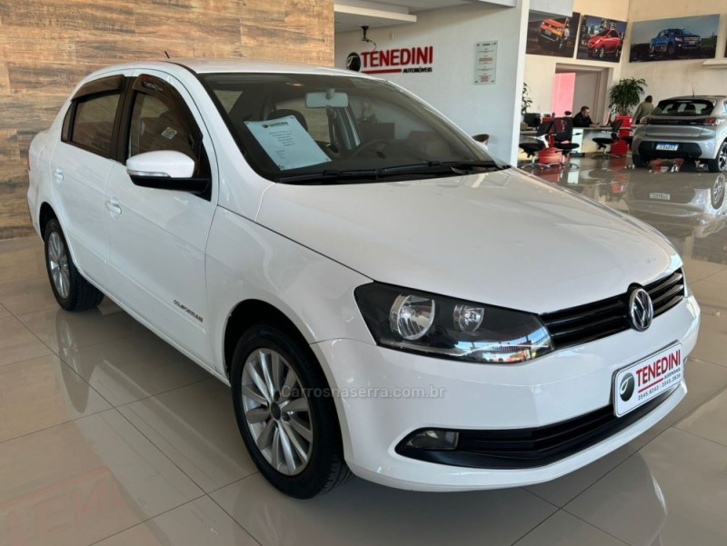 VOYAGE 1.0 MI COMFORTLINE 8V FLEX 4P MANUAL - 2015 - IGREJINHA