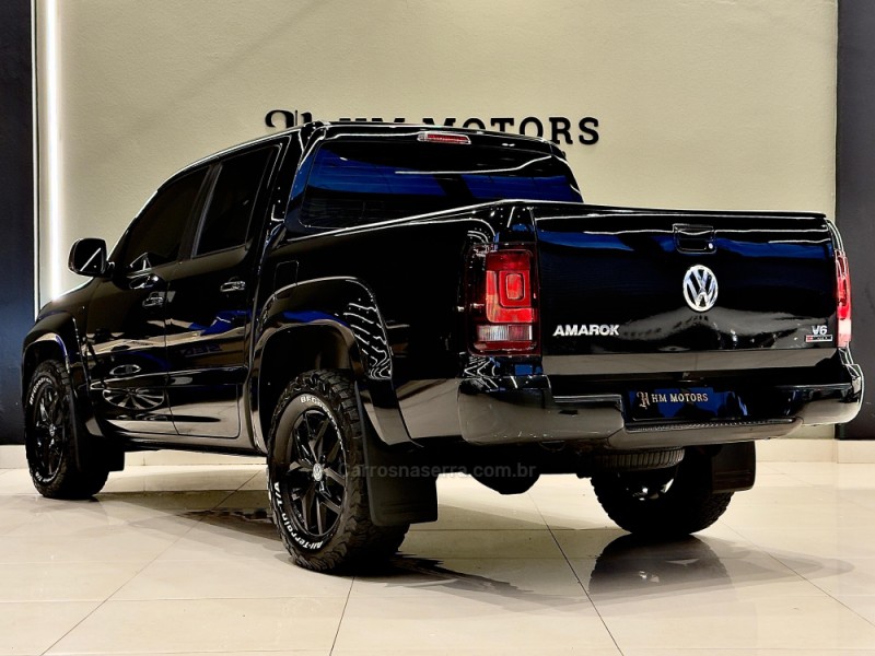 AMAROK 3.0 V6 TDI HIGHLINE CD DIESEL 4MOTION AUTOMÁTICO - 2020 - CAXIAS DO SUL