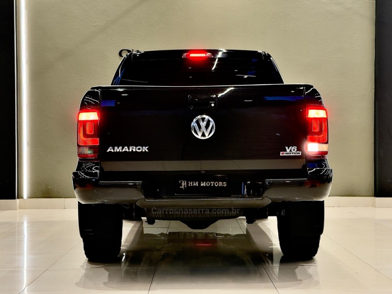 AMAROK 3.0 V6 TDI HIGHLINE CD DIESEL 4MOTION AUTOMÁTICO - 2020 - CAXIAS DO SUL