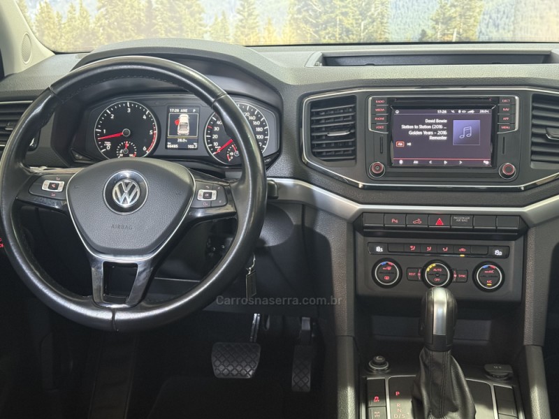 AMAROK 3.0 V6 TDI HIGHLINE CD DIESEL 4MOTION AUTOMÁTICO - 2023 - GARIBALDI