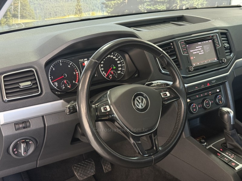 AMAROK 3.0 V6 TDI HIGHLINE CD DIESEL 4MOTION AUTOMÁTICO - 2023 - GARIBALDI