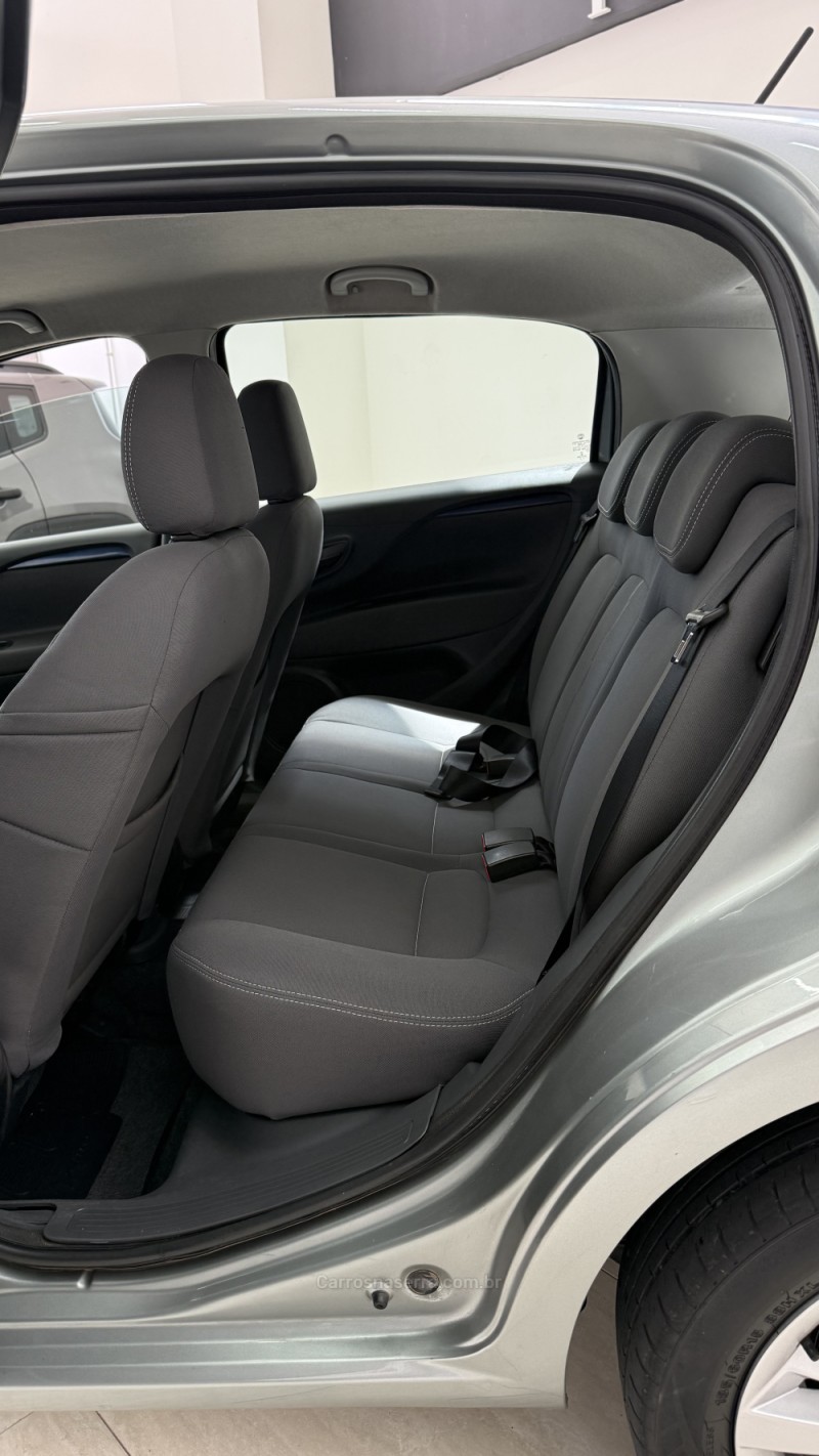 PUNTO 1.4 ATTRACTIVE ITALIA 8V FLEX 4P MANUAL - 2013 - BENTO GONçALVES