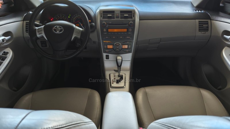 COROLLA 2.0 XEI 16V FLEX 4P AUTOMÁTICO - 2013 - CAXIAS DO SUL