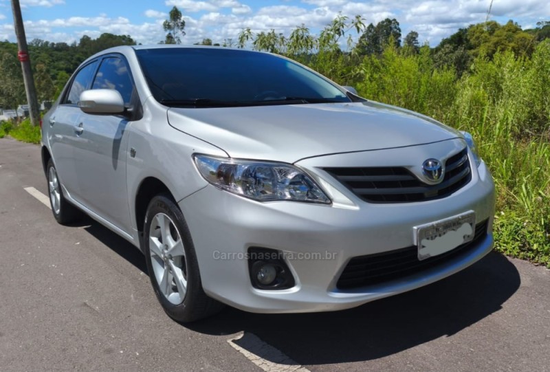 COROLLA 2.0 XEI 16V FLEX 4P AUTOMÁTICO - 2013 - CAXIAS DO SUL