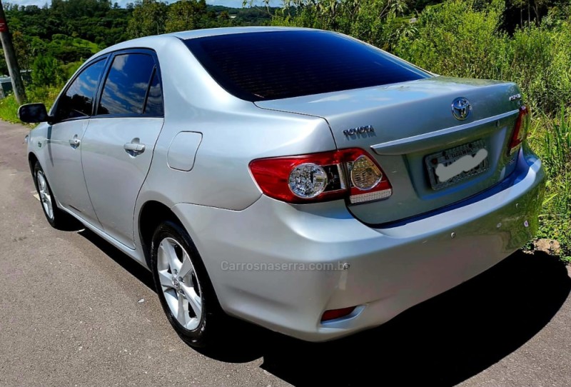 COROLLA 2.0 XEI 16V FLEX 4P AUTOMÁTICO - 2013 - CAXIAS DO SUL