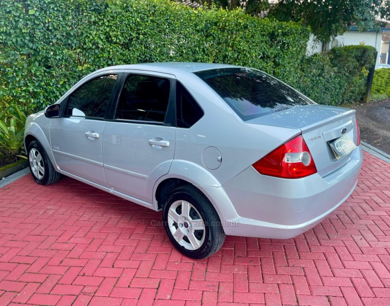 FIESTA 1.6 MPI CLASS SEDAN 8V FLEX 4P MANUAL - 2009 - ROLANTE