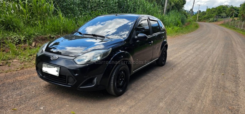 FIESTA 1.0 MPI 8V GASOLINA 4P MANUAL - 2014 - IVOTI