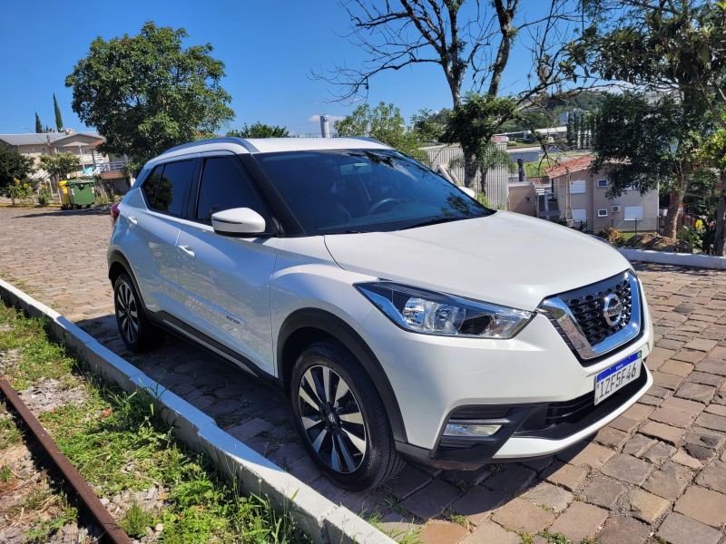 KICKS 1.6 16V FLEX SV 4P XTRONIC - 2019 - CARLOS BARBOSA