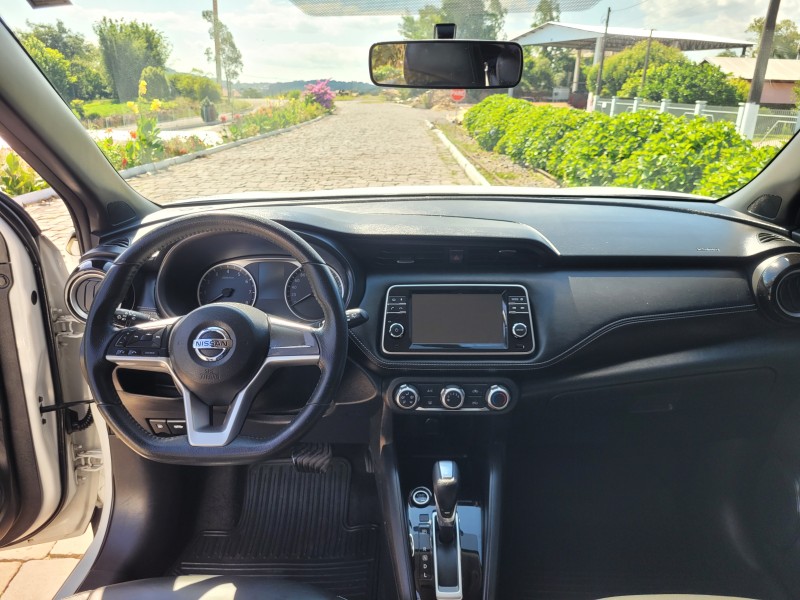 KICKS 1.6 16V FLEX SV 4P XTRONIC - 2019 - CARLOS BARBOSA