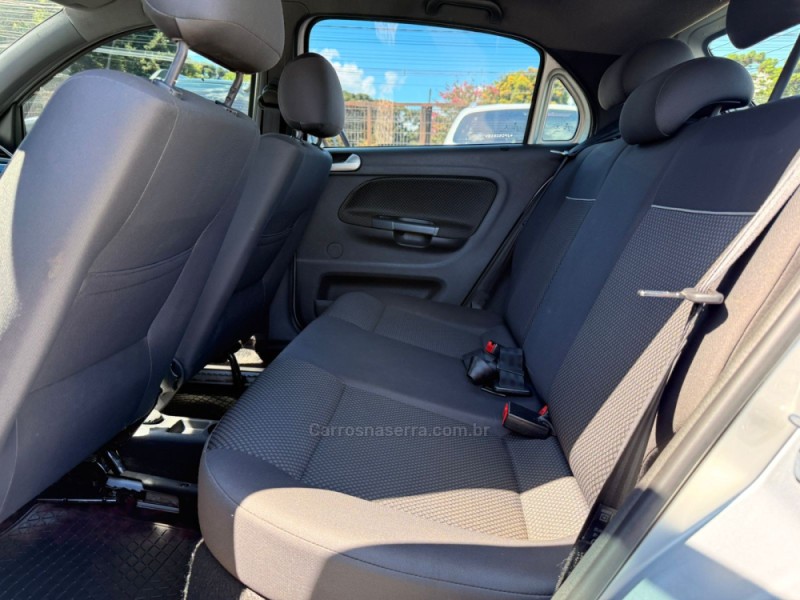 GOL 1.0 MI TRACK 8V FLEX 4P MANUAL - 2018 - CANELA