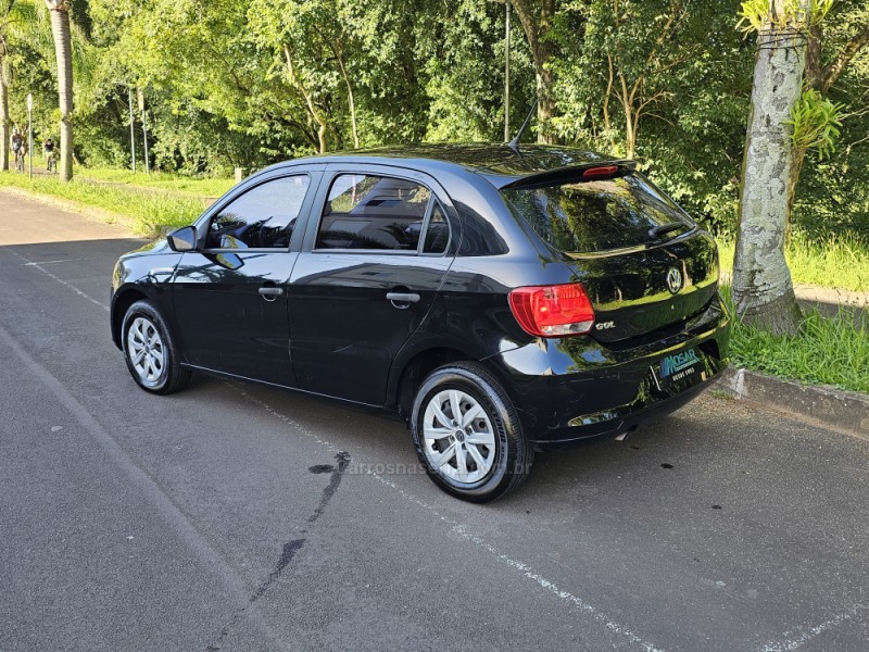 GOL 1.0 MI TRENDLINE 8V FLEX 4P MANUAL - 2015 - CAMPO BOM