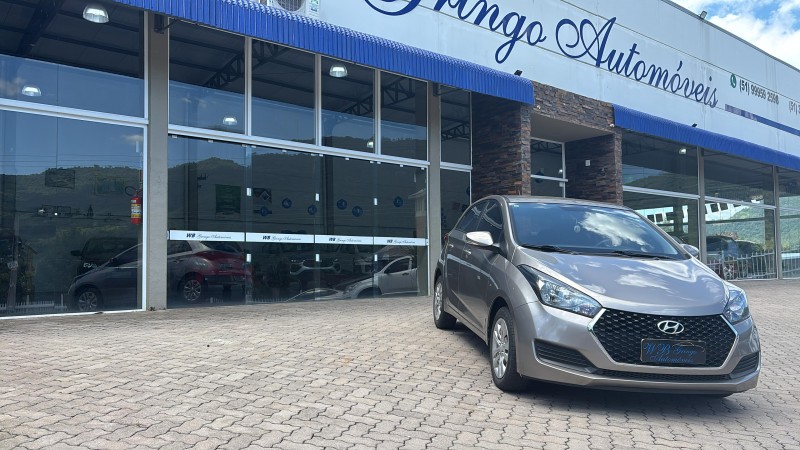 HYUNDAI - HB20 - 2018/2019 - Prata - R$ 58.800,00
