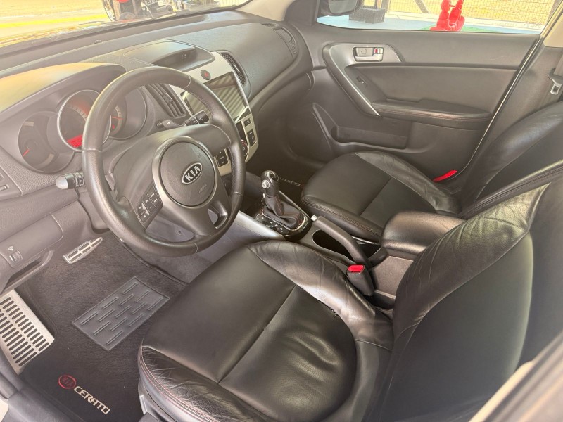 CERATO 1.6 SX3 16V GASOLINA 4P AUTOMÁTICO - 2013 - CANELA