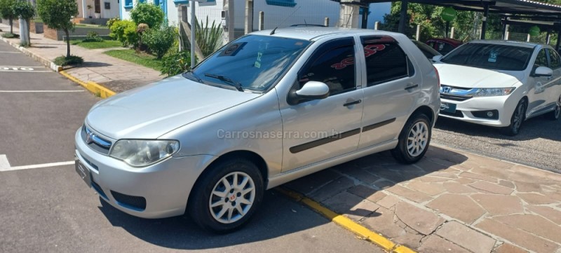 PALIO 1.0 MPI FIRE CELEBRATION 8V FLEX 4P MANUAL