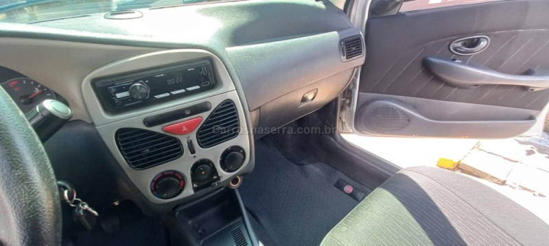 PALIO 1.0 MPI FIRE CELEBRATION 8V FLEX 4P MANUAL - 2012 - PICADA CAFé