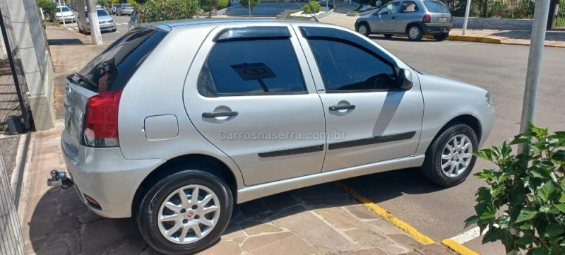 PALIO 1.0 MPI FIRE CELEBRATION 8V FLEX 4P MANUAL - 2012 - PICADA CAFé