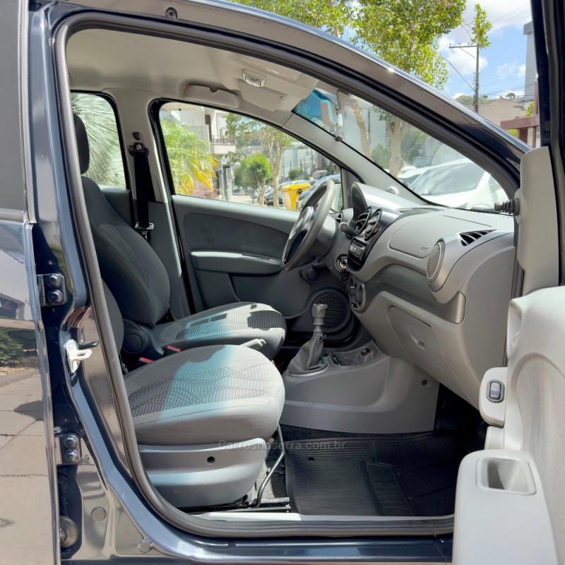 PALIO 1.0 MPI ATTRACTIVE 8V FLEX 4P MANUAL - 2014 - FLORES DA CUNHA