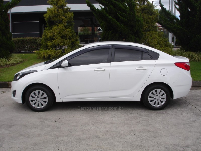 HB20S 1.6 COMFORT PLUS 16V FLEX 4P MANUAL - 2015 - CAXIAS DO SUL