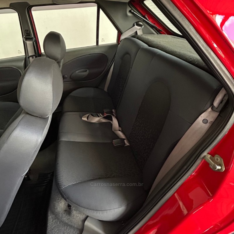 FIESTA 1.6 MPI GLX 8V GASOLINA 4P MANUAL - 2000 - VACARIA